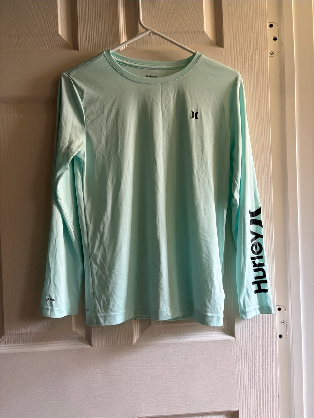 Hurley Men's Long-Sleeve Performance Tee in Mint